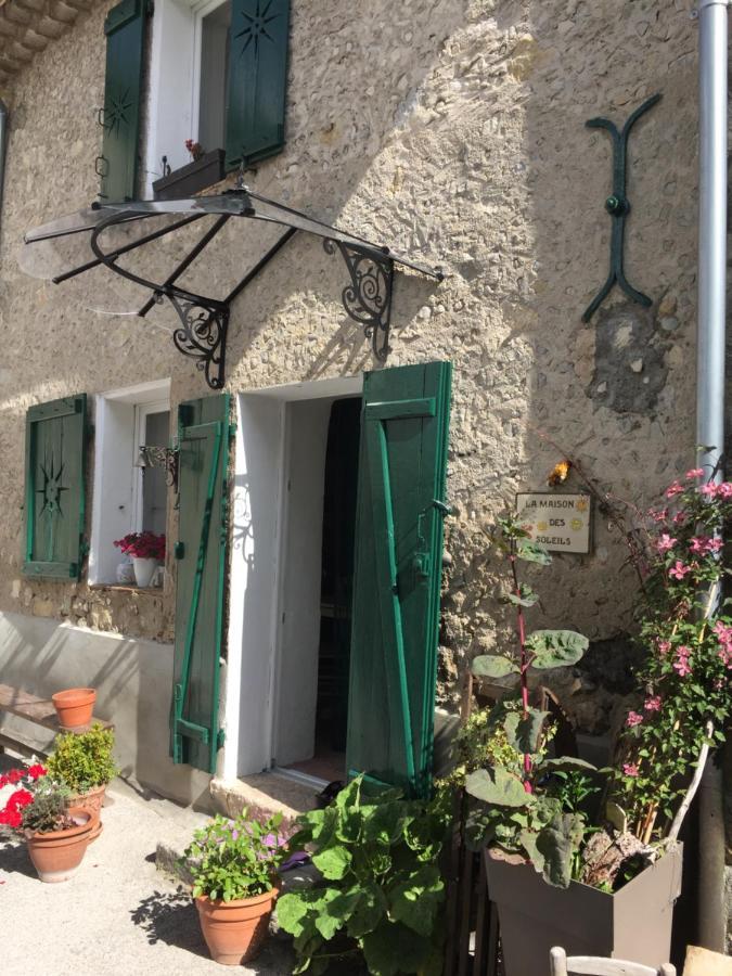 La Maison Des Soleils Apartment Soleilhas ภายนอก รูปภาพ